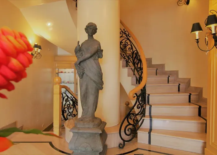 The Grand Dame Hotel